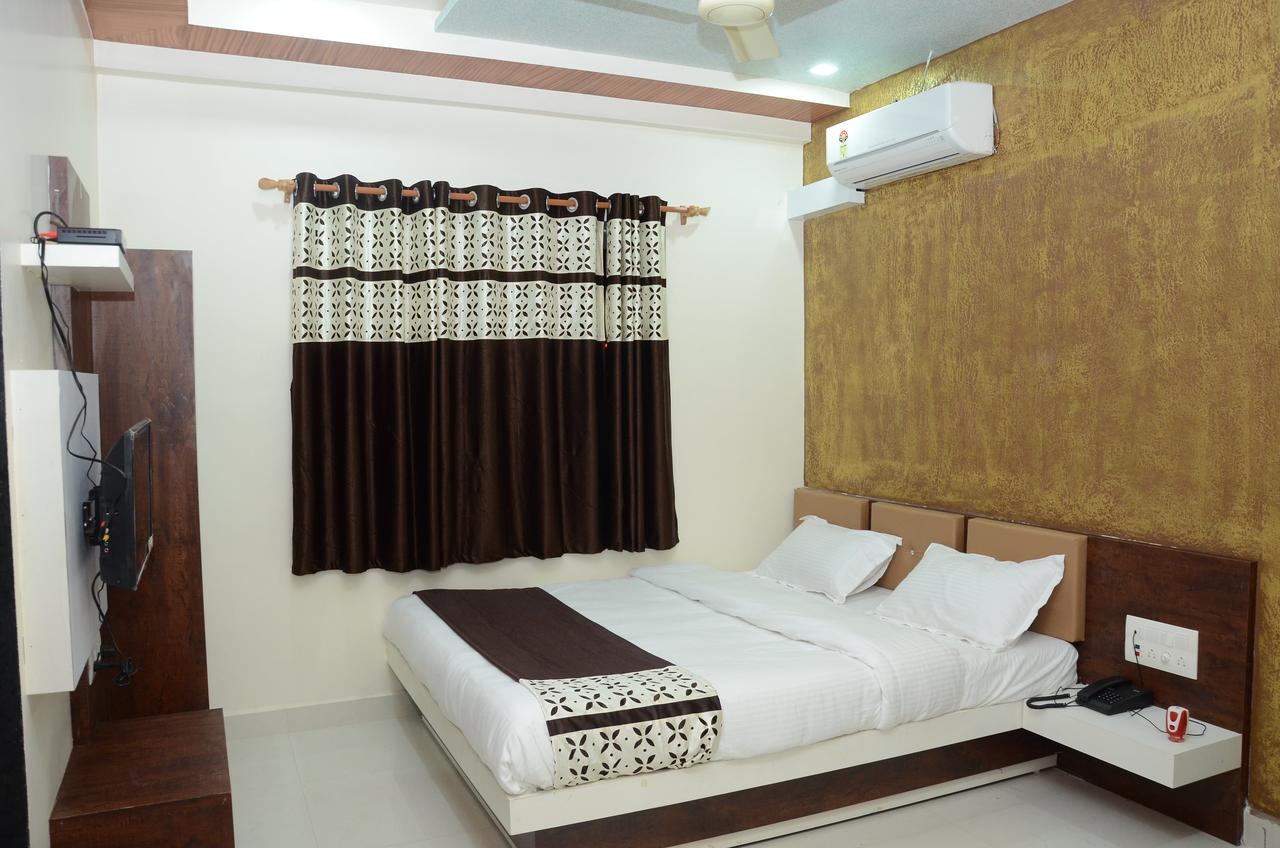 Hotel Bansidhar Somnāth Exterior foto